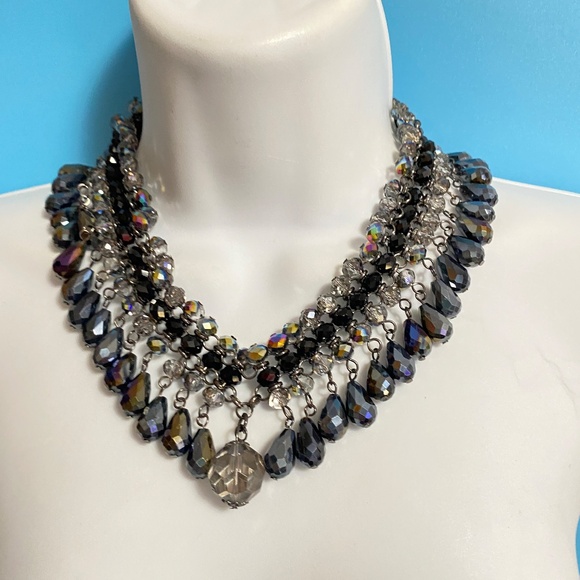 CHICO'S Heavy Glass Beads Iridescent Statement Necklace 16"-20" Stunning Sparkle - Picture 9 of 10